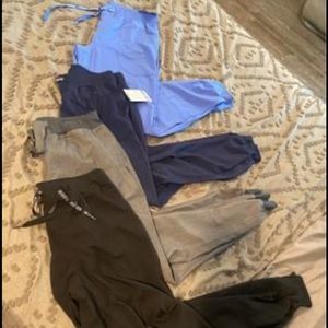 Women’s M talk Med Couture Jogger Scrub bundle